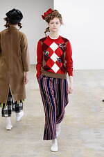 トリコ・コム デ ギャルソン 2021-22年秋冬コレクション、心に秘めた無邪気な少年らしさ｜写真9