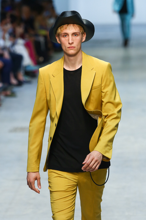 コスチューム ナショナル 2014年春夏<span>コレクション</span> - 写真23