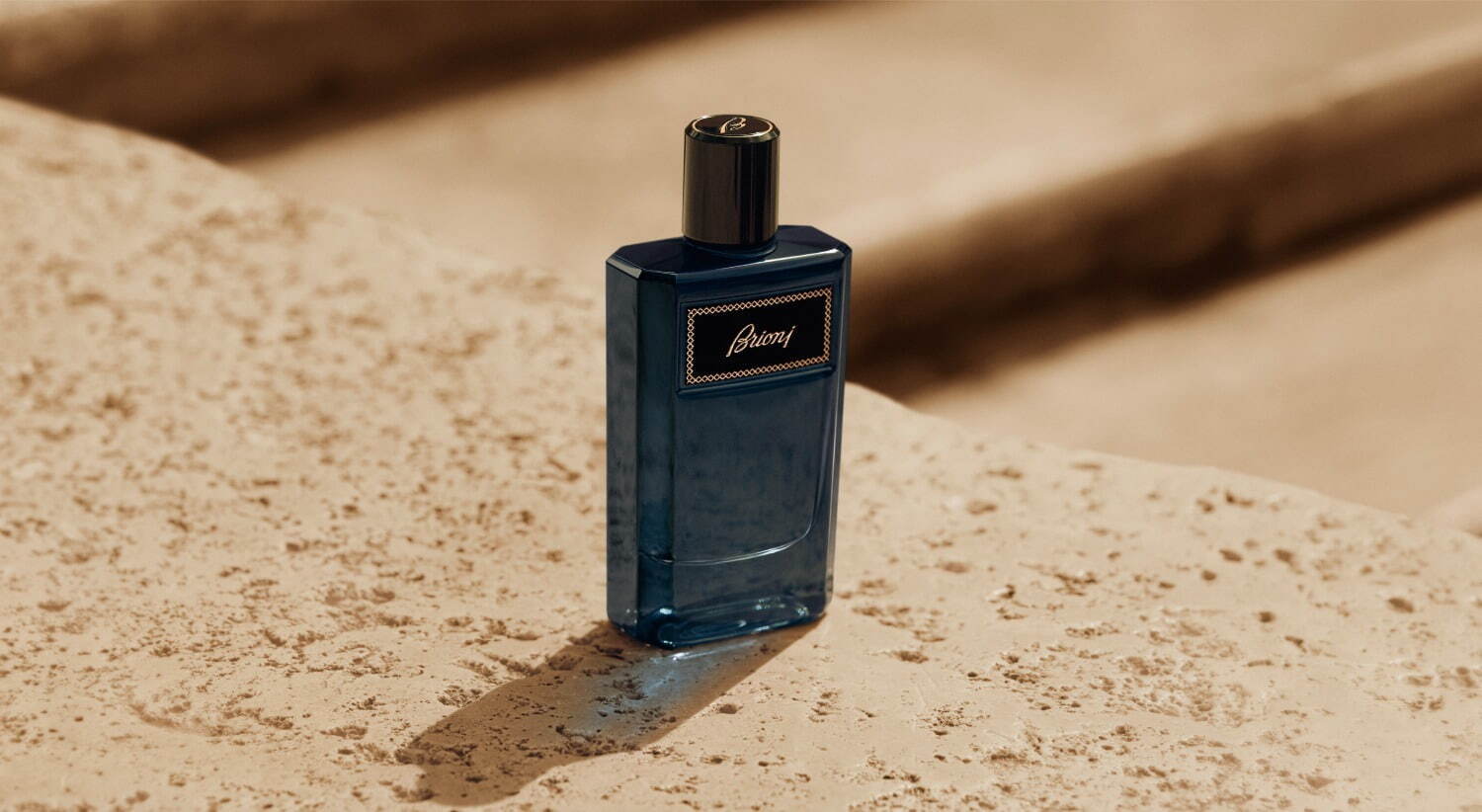 ブリオーニの新作メンズ香水 上質なテーラリングを彷彿とさせるクリーンな香り ファッションプレス