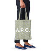 A.P.C.レザーグッズ刻印サービスが全国で、人気バッグ＆ウォレットや“隠れ人気”トートバッグ比較｜写真41