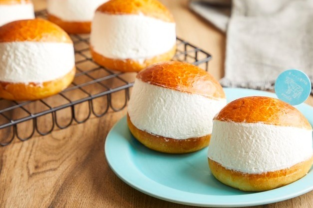 「ミルク」のベーカリーが原宿に、人気の「生クリームパン」や「マリトッツォ」