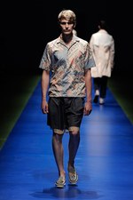 kolor(カラー) 2014年春夏メンズコレクション - エレガントへの追及が生む幸せの音色｜写真2