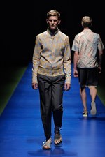 kolor(カラー) 2014年春夏メンズコレクション - エレガントへの追及が生む幸せの音色｜写真3