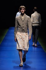 kolor(カラー) 2014年春夏メンズコレクション - エレガントへの追及が生む幸せの音色｜写真4