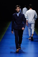 kolor(カラー) 2014年春夏メンズコレクション - エレガントへの追及が生む幸せの音色｜写真9