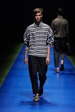 kolor(カラー) 2014年春夏メンズコレクション - エレガントへの追及が生む幸せの音色｜写真30