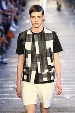 ニール バレット(Neil Barrett) 2014春夏コレクション - ブロックチェックを再構築｜写真16