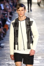 ニール バレット(Neil Barrett) 2014春夏コレクション - ブロックチェックを再構築｜写真20