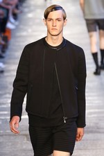 ニール バレット(Neil Barrett) 2014春夏コレクション - ブロックチェックを再構築｜写真39