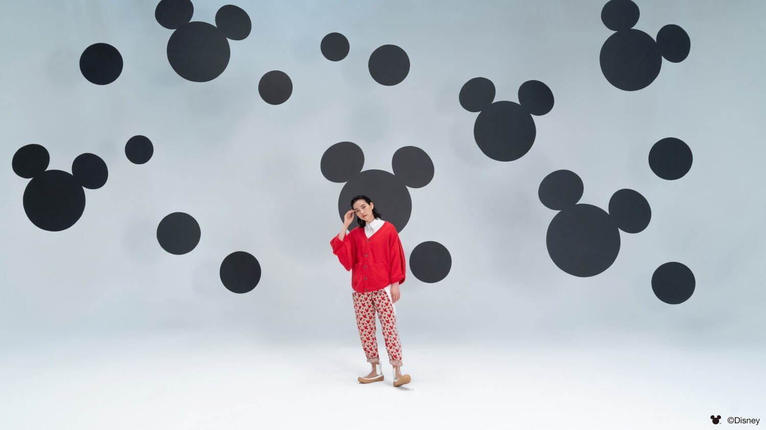 写真36 48 着るミッキーマウス ミッキーの顔型tシャツ アンリアレイジとメゾンサークルがコラボ ファッションプレス 写真36 48 着るミッキーマウス ミッキーの顔型tシャツ アンリアレイジとメゾンサークルがコラボ ファッションプレス