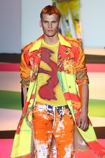 ヴェルサーチ 2014年春夏メンズコレクション - ミラノの“色気見本市”｜写真28