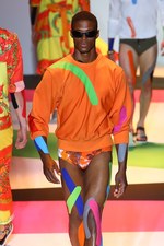 ヴェルサーチ 2014年春夏メンズコレクション - ミラノの“色気見本市”｜写真31