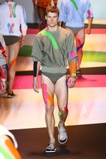 ヴェルサーチ 2014年春夏メンズコレクション - ミラノの“色気見本市”｜写真37