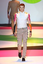 ヴェルサーチ 2014年春夏メンズコレクション - ミラノの“色気見本市”｜写真44
