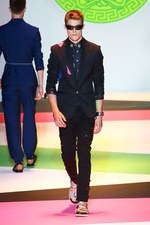 ヴェルサーチ 2014年春夏メンズコレクション - ミラノの“色気見本市”｜写真50