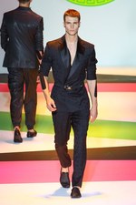 ヴェルサーチ 2014年春夏メンズコレクション - ミラノの“色気見本市”｜写真59