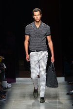 ボッテガ・ヴェネタ(BOTTEGA VENETA) 視覚的な矛盾の影響｜写真54