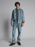 ディーゼル“ロゴパッチ”付きレザージャケットやレザーアップリケ施したデニムパンツなど｜写真4