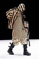 ケンゾー 2021-22年秋冬コレクション - 高田賢三に捧げる、自然豊かで自由な服｜写真49