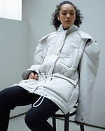 アカネウツノミヤ 2021年秋冬コレクション - 寒空に映える、ひとさじの鮮やかなブルー｜写真4