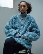 アカネウツノミヤ 2021年秋冬コレクション - 寒空に映える、ひとさじの鮮やかなブルー｜写真12