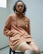 アカネウツノミヤ 2021年秋冬コレクション - 寒空に映える、ひとさじの鮮やかなブルー｜写真14