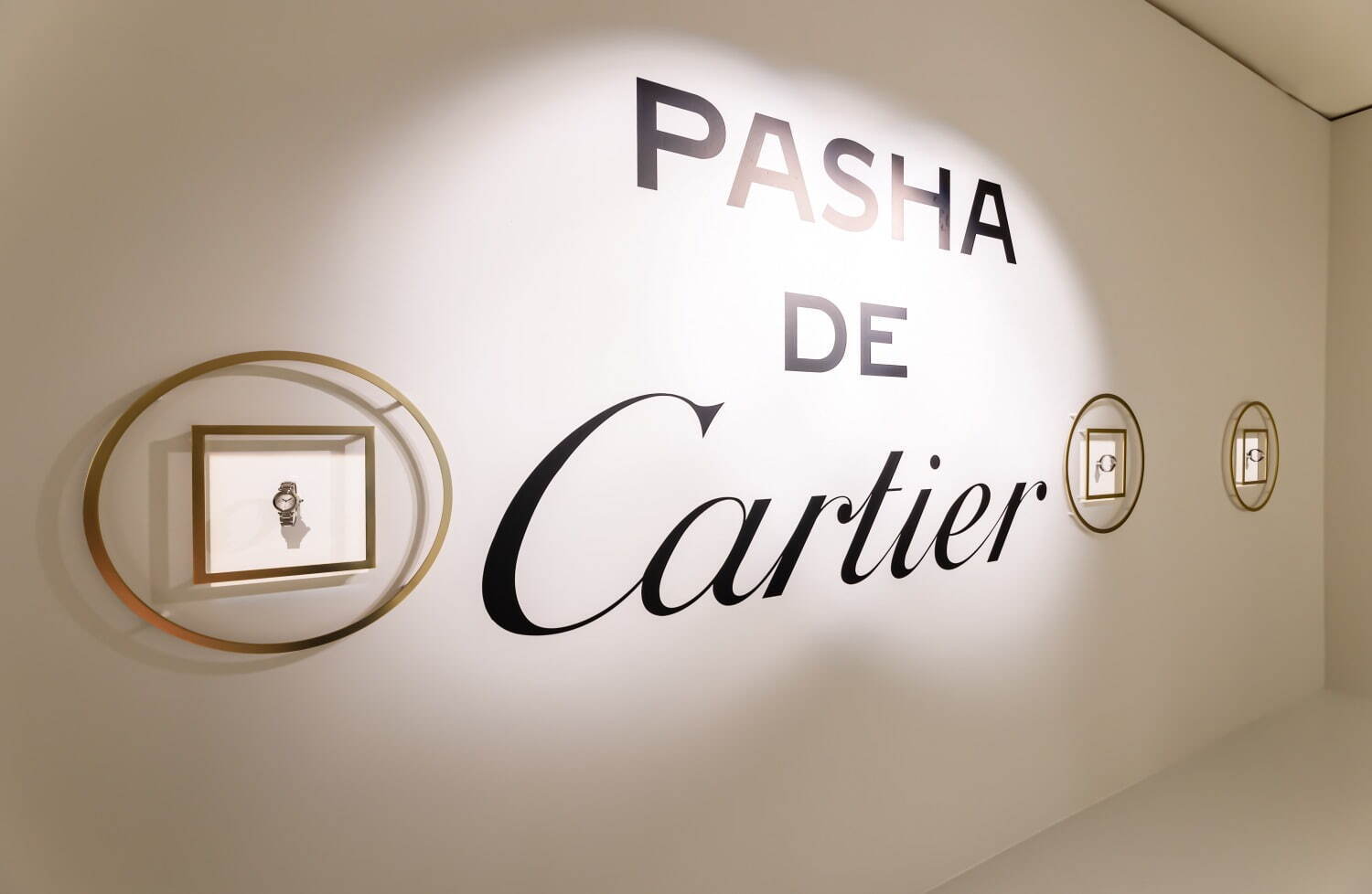 カルティエ(Cartier) パシャ ドゥ カルティエ｜写真4