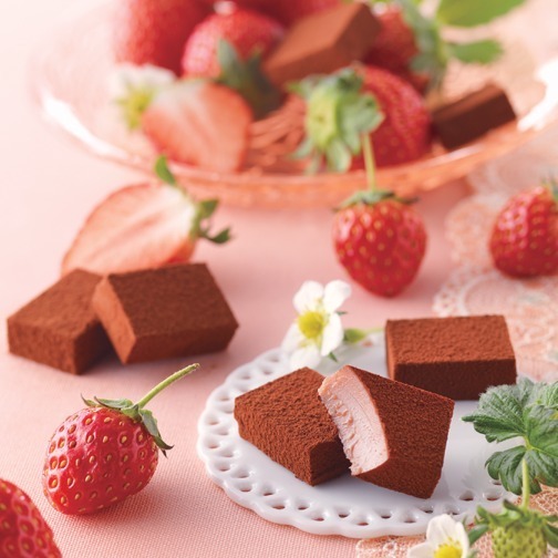 ロイズの春限定“苺”＆“桜”生チョコレート、全国百貨店では人気ポテチチョコも販売｜写真2