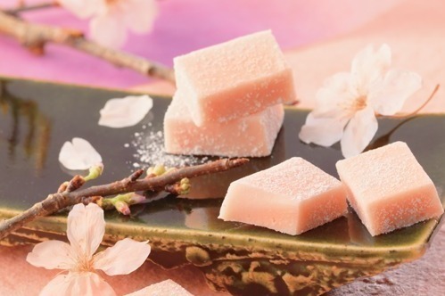 ロイズの春限定“苺”＆“桜”生チョコレート、全国百貨店では人気ポテチチョコも販売｜佐賀玉屋