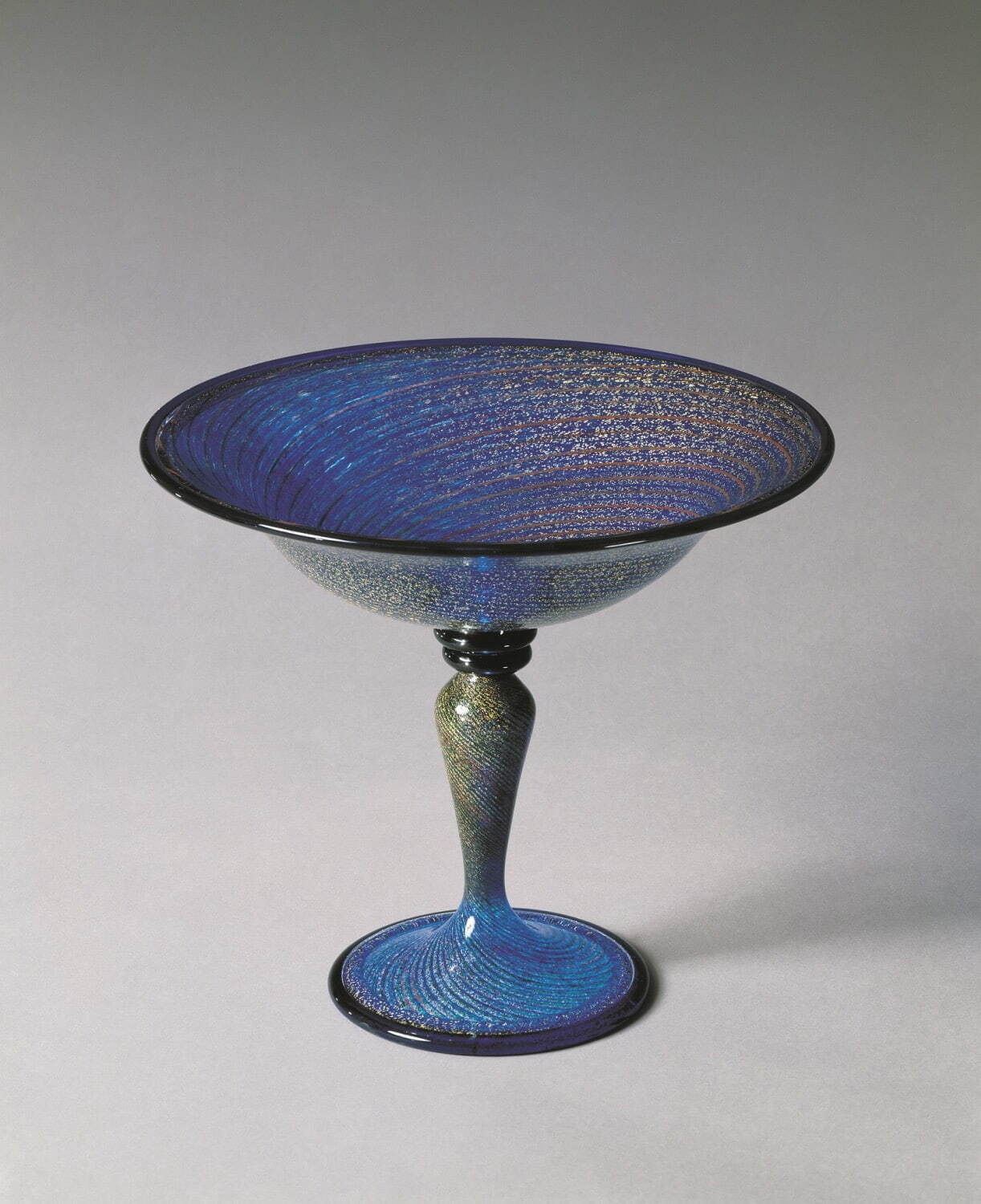 岩田久利《コンポート》1983年 町田市立博物館蔵