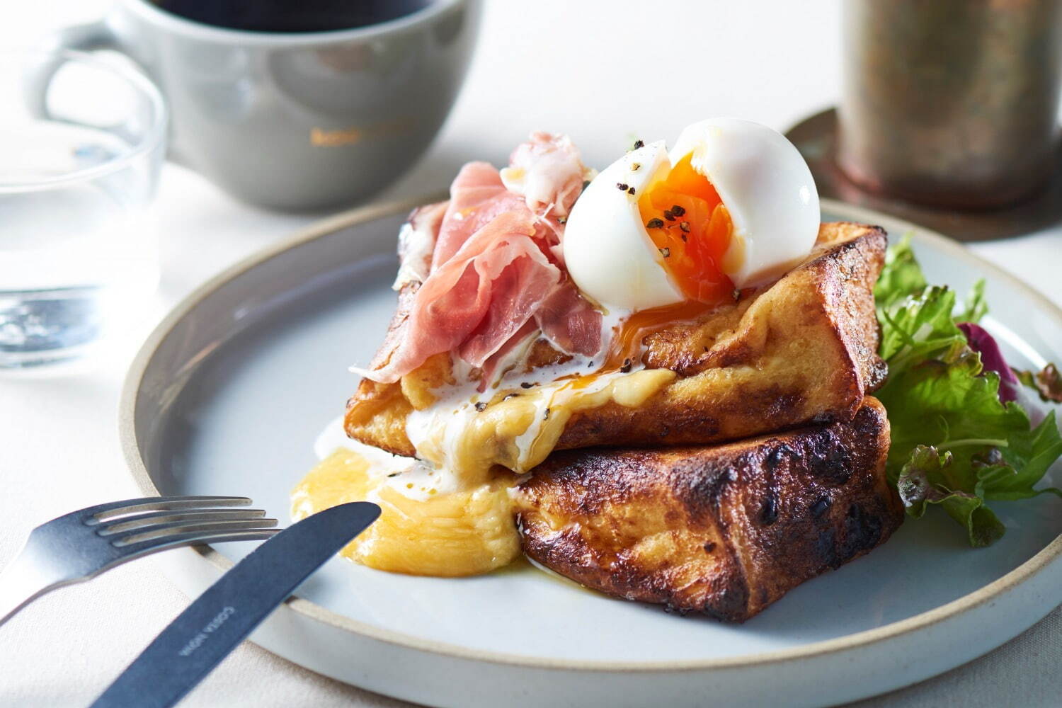 「グリルドチーズフレンチトースト」とろ～りチーズのハイブリッドトースト、ホテル コエ トーキョーに