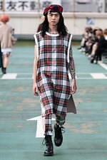 アクオド バイ チャヌ 2021-22年秋冬コレクション - タータンチェックを纏う戦士たち｜写真8