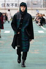 アクオド バイ チャヌ 2021-22年秋冬コレクション - タータンチェックを纏う戦士たち｜写真10