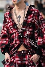 アクオド バイ チャヌ 2021-22年秋冬コレクション - タータンチェックを纏う戦士たち｜写真12