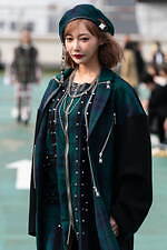 アクオド バイ チャヌ 2021-22年秋冬コレクション - タータンチェックを纏う戦士たち｜写真14