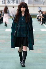 アクオド バイ チャヌ 2021-22年秋冬コレクション - タータンチェックを纏う戦士たち｜写真24