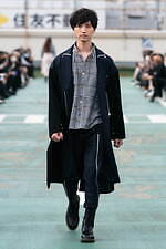 アクオド バイ チャヌ 2021-22年秋冬コレクション - タータンチェックを纏う戦士たち｜写真25