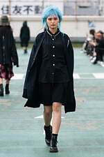 アクオド バイ チャヌ 2021-22年秋冬コレクション - タータンチェックを纏う戦士たち｜写真31