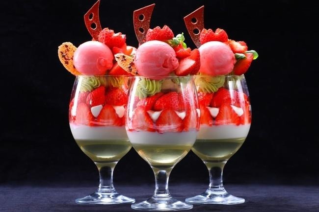 おつまみ｜ザ・プリンス 京都宝ヶ池「夜桜のライトアップ」を愉しむ限定バー、“いちごづくし”パフェも