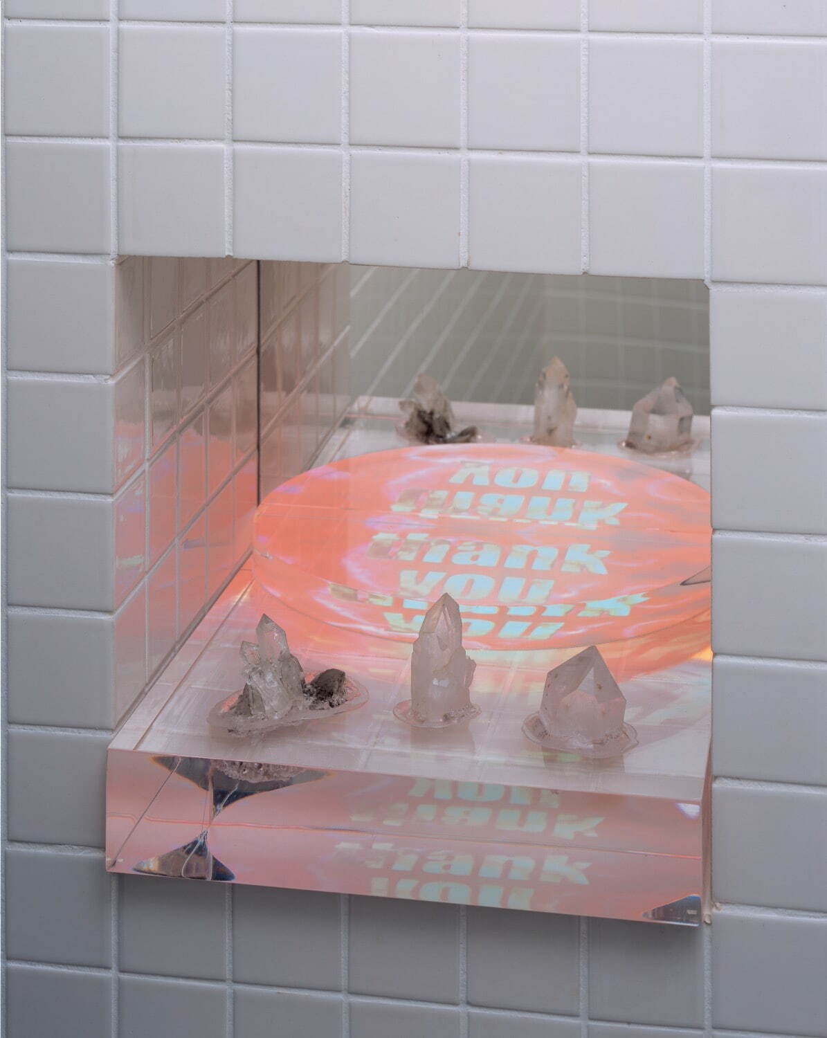 ピピロッティ・リスト《あなたは自分を再生する》2004　金沢21世紀美術館蔵
© Pipilotti RIST　courtesy the artist and Hauser & Wirth　photo: SAIKI Taku