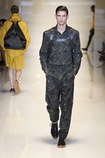 グッチ 2014年春夏メンズコレクション - フォーマルとスポーツウェアの境界線を越えて｜写真23