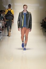 グッチ 2014年春夏メンズコレクション - フォーマルとスポーツウェアの境界線を越えて｜写真25