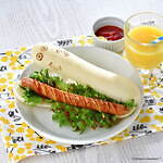 ムーミンカフェの朝食メニュー“ムーミン”モチーフのホットサンド＆ニョロニョロのホットドック｜写真2