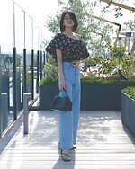 スナイデル21年夏新作、プリーツ＆リボン付き2WAYワンピースや花柄オフショルダーブラウス｜写真2