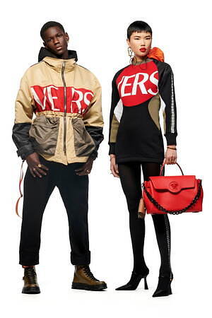 ヴェルサーチェ(VERSACE) 2021年プレフォールウィメンズ&メンズコレクション  - 写真20