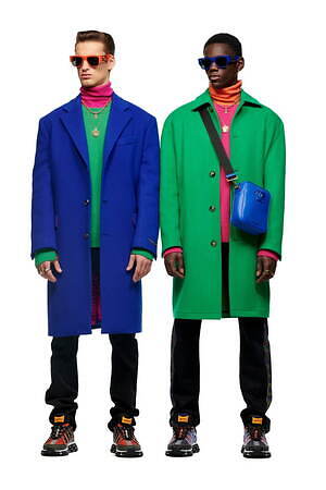 ヴェルサーチェ(VERSACE) 2021年プレフォールウィメンズ&メンズコレクション  - 写真38