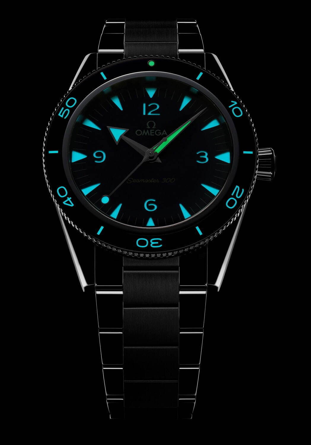 オメガの腕時計「シーマスター300」2021年新作、“ブロンズゴールド