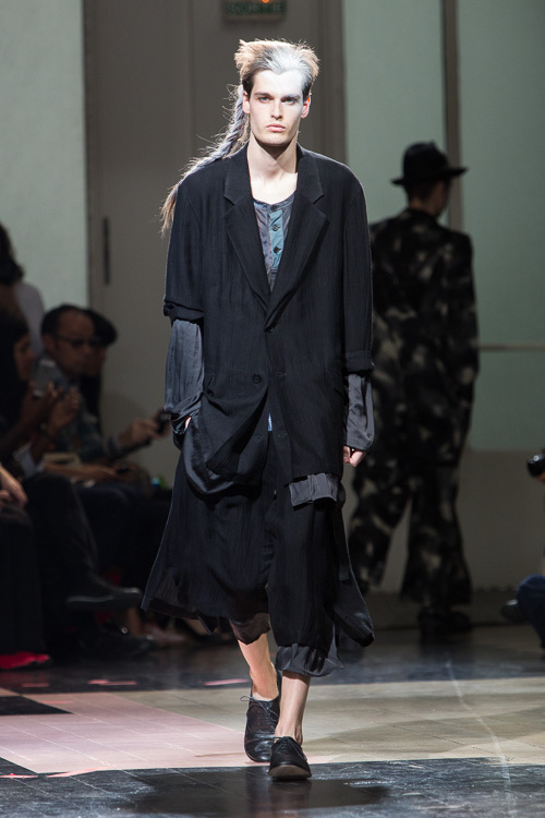 ヨウジヤマモト(Yohji Yamamoto) 2014年春夏メンズコレクション  - 写真12