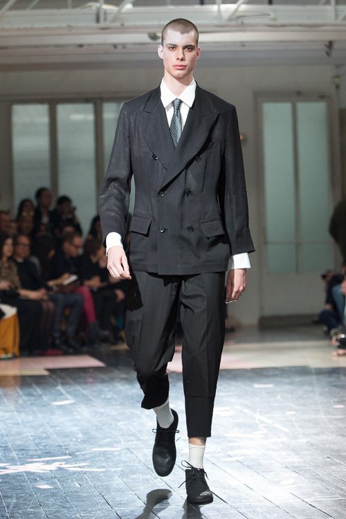 ヨウジヤマモト(Yohji Yamamoto) 2014年春夏メンズコレクション  - 写真26