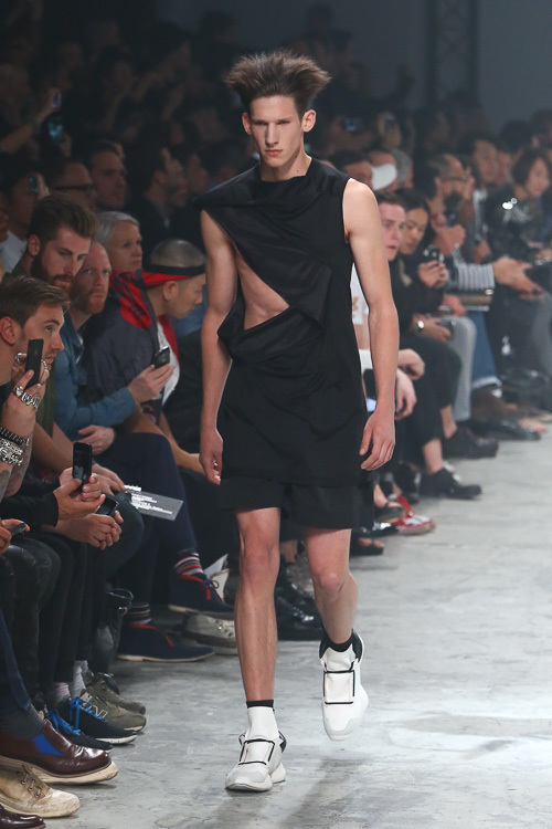 リック・オウエンス(Rick Owens) 2014年春夏メンズコレクション シルエット - 写真18